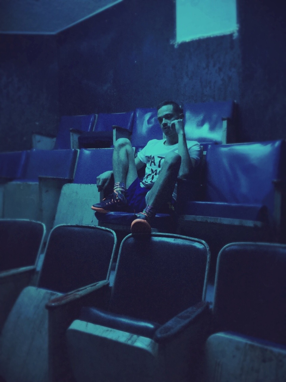 maudeloco:  Watch me cum in 4D Vol. 2  Fotos por @mixmexicanmen