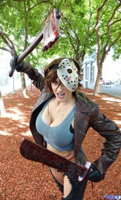 superheropinups:  Quality Cosplay Thursday