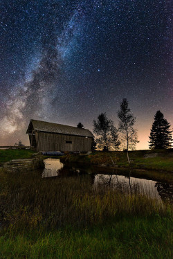 just–space:  Milky Way over Foster
