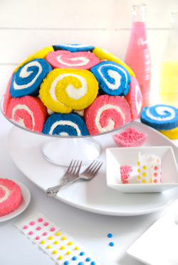 sweetoothgirl:    SPRING TWIRL DOME CAKE