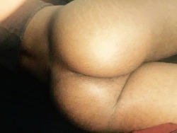 addicted2cakes:  jayalexander21:  🍑🍑🍑🍑  Follow addicted2cakes.tumblr.com