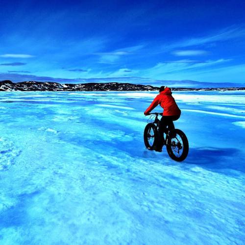fatbikedotcom:  Summer on Nunavut’s Melville Peninsula. Photo by Morgan Anderson. #fatbike #fatbiked