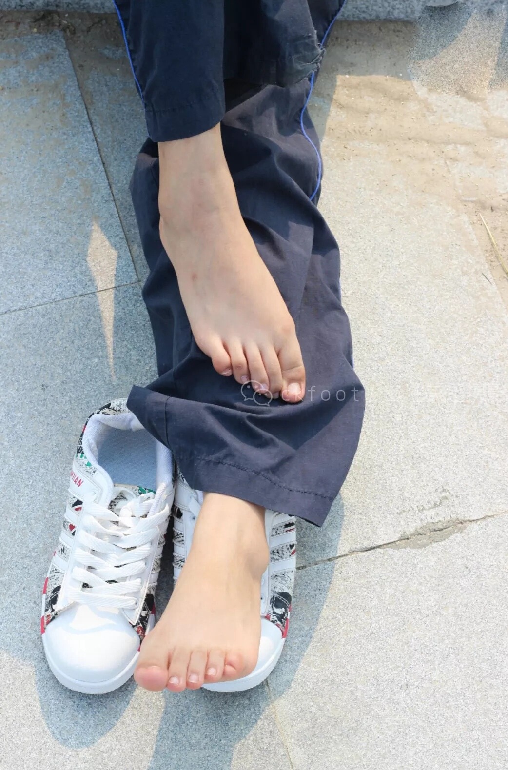 chinesefootfetish:  