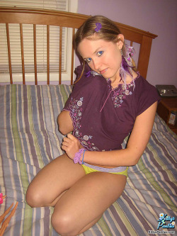 teen-mania:  kittyspanties_com_007