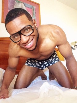 blackmalefreaks:  hereisbeautiful:  www.hereisbeautiful.tumblr.com  ♀ BLΔCK-MΔLE-FREΔKS ♂ #TeamFreaks #Blackmalefreaks 