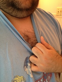 mrfeelingunfocused:  Blue shirt