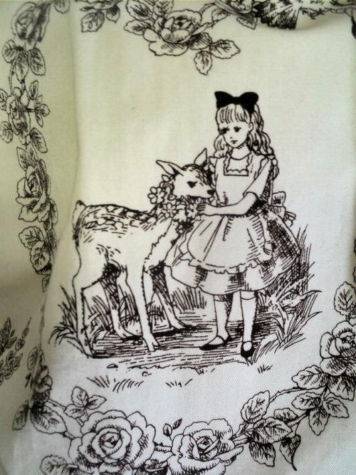 cookieloli:  PRINT Bamby skirt BTSSB :D