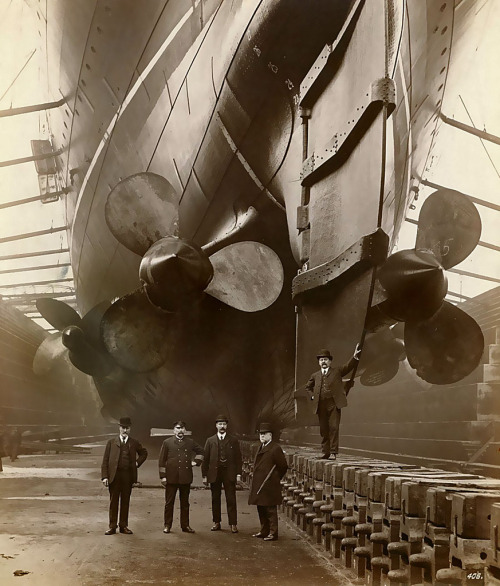 fabforgottennobility:  RMS Lusitania, 1910 Flickr via x-ray delta one