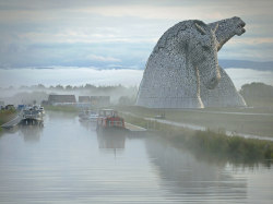 scotianostra:  Kelpies in the mist by kenny