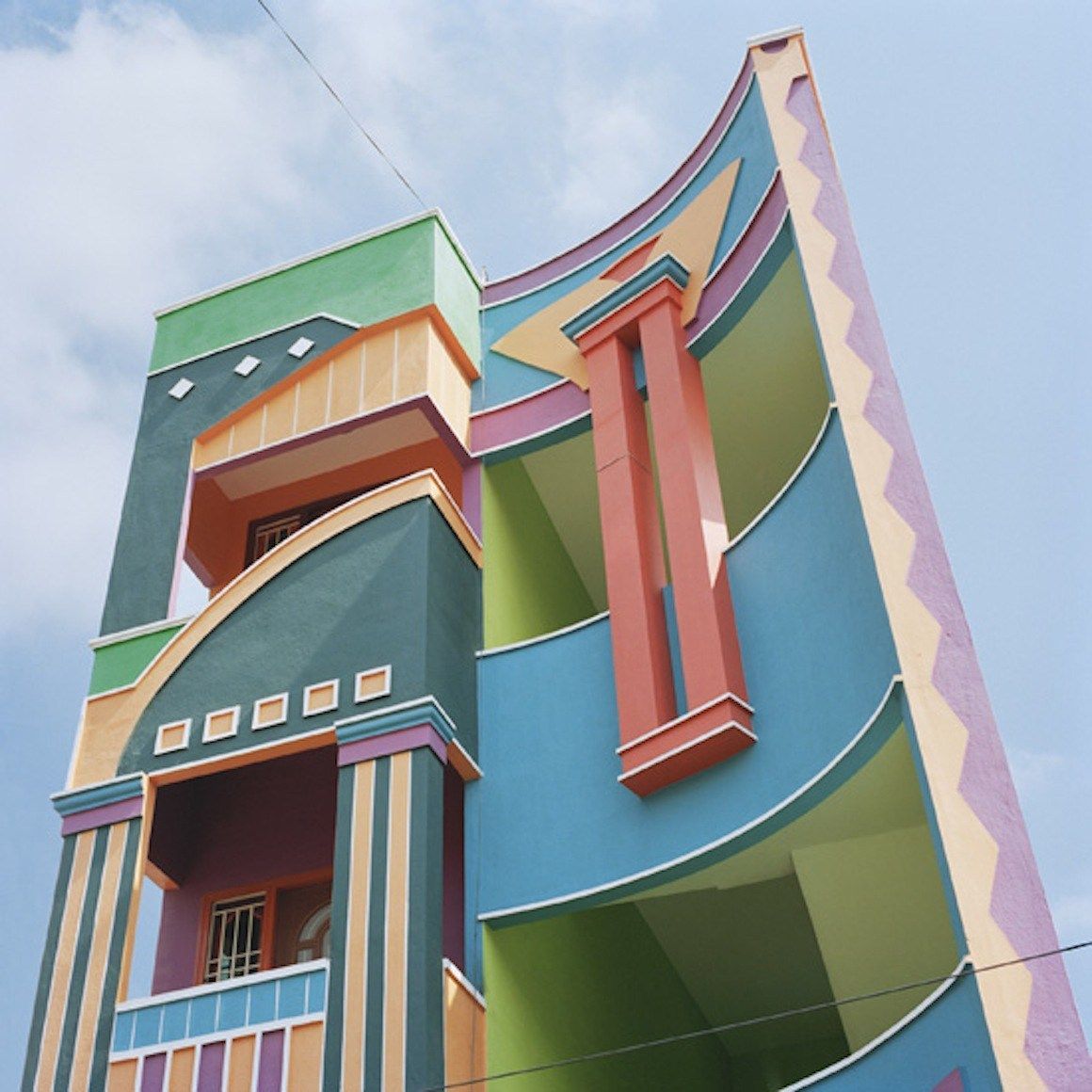 atreodeco:Indian architecture inspired by Ettore Sottsass