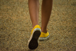 hithisismyyellowblog:  ~yellow walk~