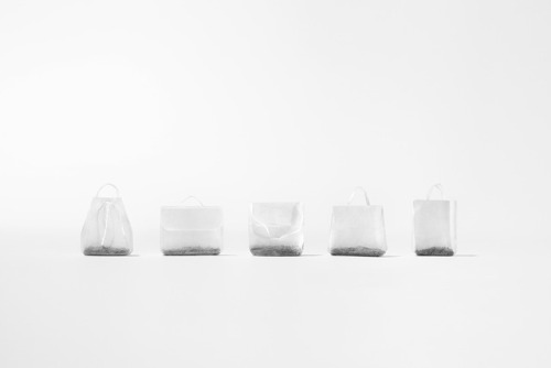 KOREFE designed tea bags resembling actual handbags that even come in tiny shopping bags as well.