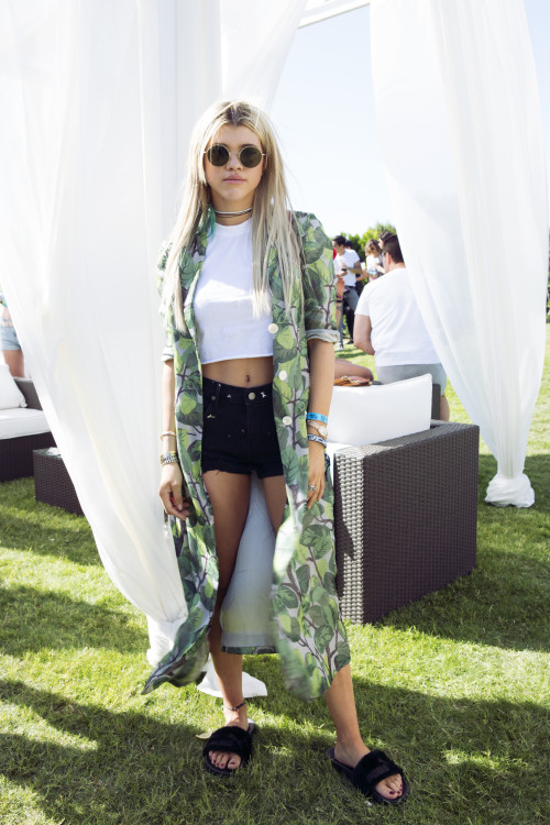 Coachella Street Style 2016: The Best Festival Fashionby Ted Emmons