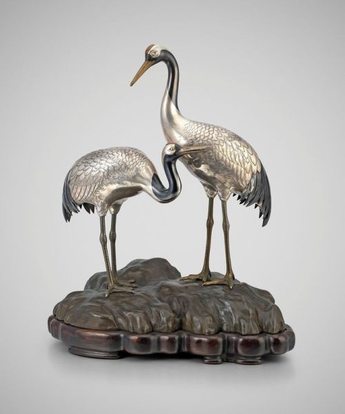 virtual-artifacts: Yamakawa Kōji II (1860-1930), A Japanese study of silver cranes on a rock by Yama