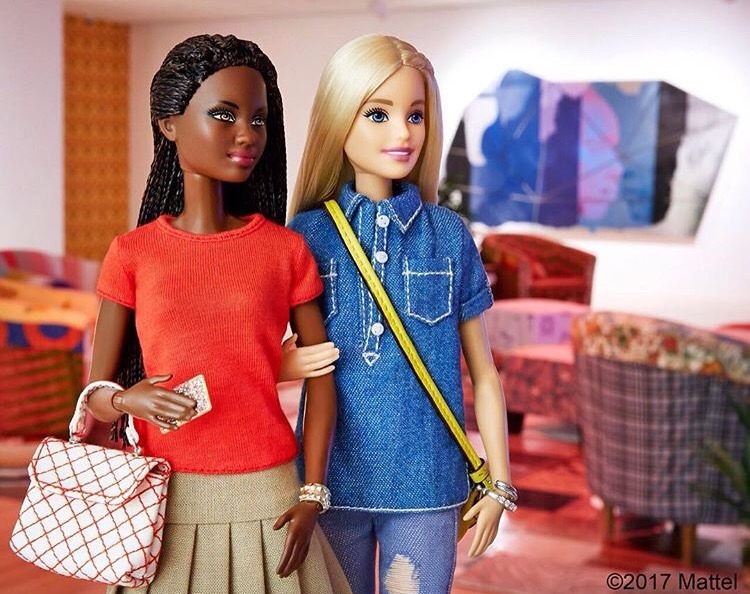 solangesgrammy:  maurypovichofficial:  2srooky: barbie is Bi.   Of course she’s