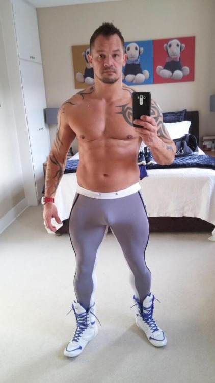 There’s more of this at Kirk’s stash: http://kirksstash.tumblr.com