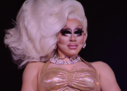 tittiesmattel:  i imagine this is what God looks like as she watches me make yet another stupid decision