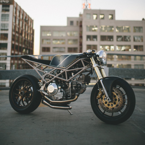 theclubhousecafe:    DUCATI MH900 BY HAZAN MOTORWORKS  