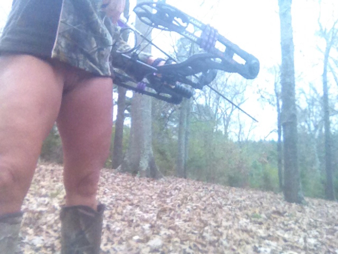 tylerstrouble:  Tryin’ out her new bow…