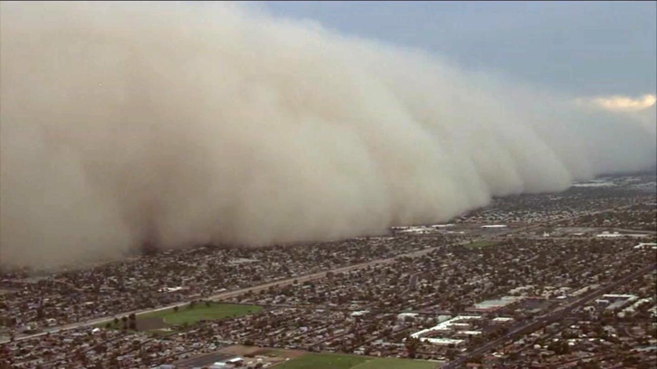 sixpenceee:  Powerful Pictures of Dust Storms 