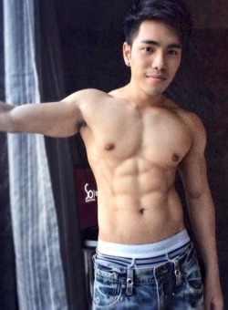 asianmusclefetish:  Original post: http://asianmusclefetish.tumblr.com 