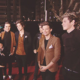 fckniall:  One Direction arriving at the Nrj Music Awards 