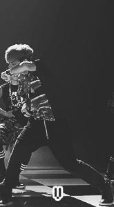 seokxi-blog:   we are bullletproof pt. 2 → individual member’s ab flash. 