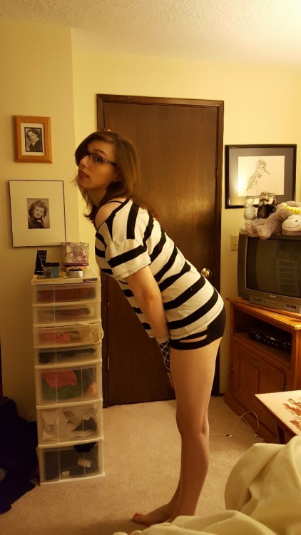 unicorn-trap:  Today’s outfit ^^  Loving it !!