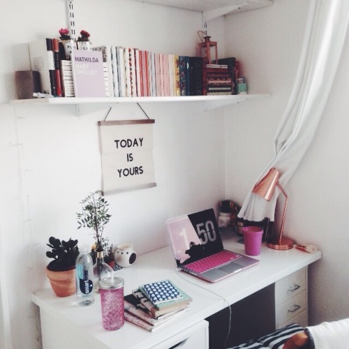 studyfulltime:13•10 More pics of my desk, it’s basically a homage to my new fav colour