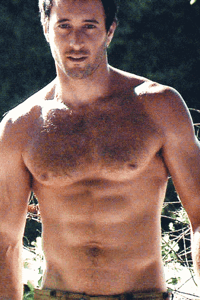 male-celebs-naked:  Alex O’Loughlin 1 See more here