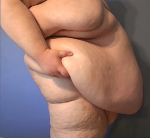 chubbysoccer - Bareback superchubby ex-soccer-jock
