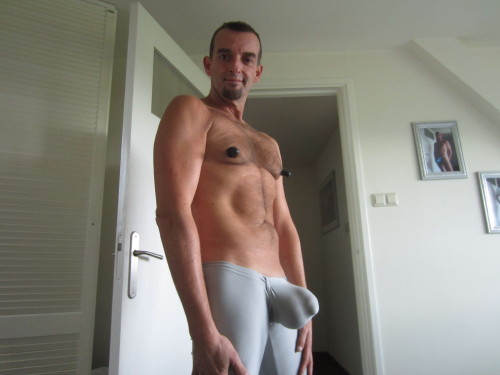tax71ass:  N2N Bodywear   Handsome sexy man and with an eye catching bulge - WOOF