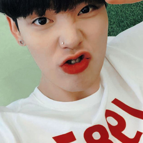  ❝ zelo icons ❞ like or reblog or © favstro on twt ๑՞.request here !! 