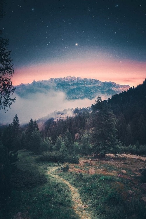 alecsgrg:  Engadin, Switzerland | ( by Juuso Hämäläinen )  