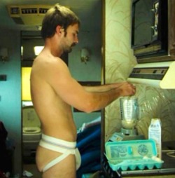 Underhell:  Seann William Scott In “Balls Out: The Gary Houseman Story” 