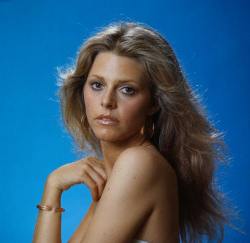 bullit-1987:  Lindsay Wagner