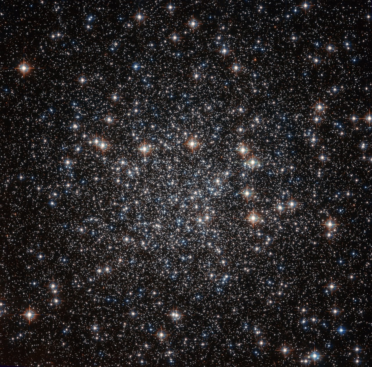 cosmicvastness:
“  A sky full of stars
Located approximately 22 000 light-years away in the constellation of Musca (The Fly), this tightly packed collection of stars — known as a globular cluster — goes by the name of NGC 4833. This NASA/ESA Hubble...