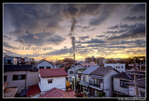 And it all starts again… (Sunrise in Kobe)