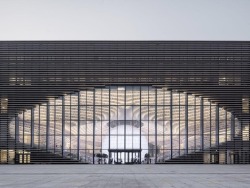 Brookbooh:  World’s Coolest Library In China With 1.2 Million Books, And Its Interior