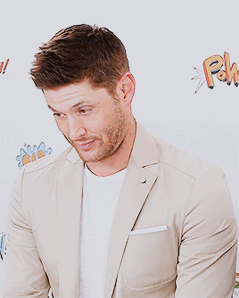 hallowedbecastiel:x