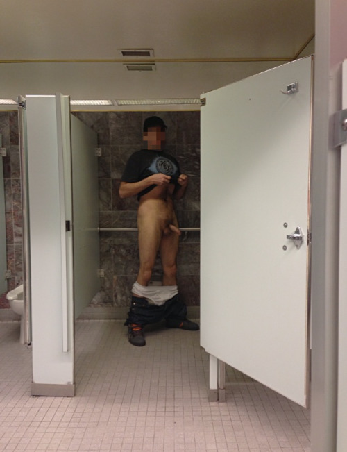 imjeffim42:    I love getting naked in public bathrooms :) REBLOG PLEASE - HELP ME GET FOLLOWERS CLICK HERE FOR BLOG AND MY SELF PICS: http://www.imjeffim42.tumblr.com   