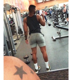 shinobiju:  I’m always in there buddy 💪🏾👀🍑