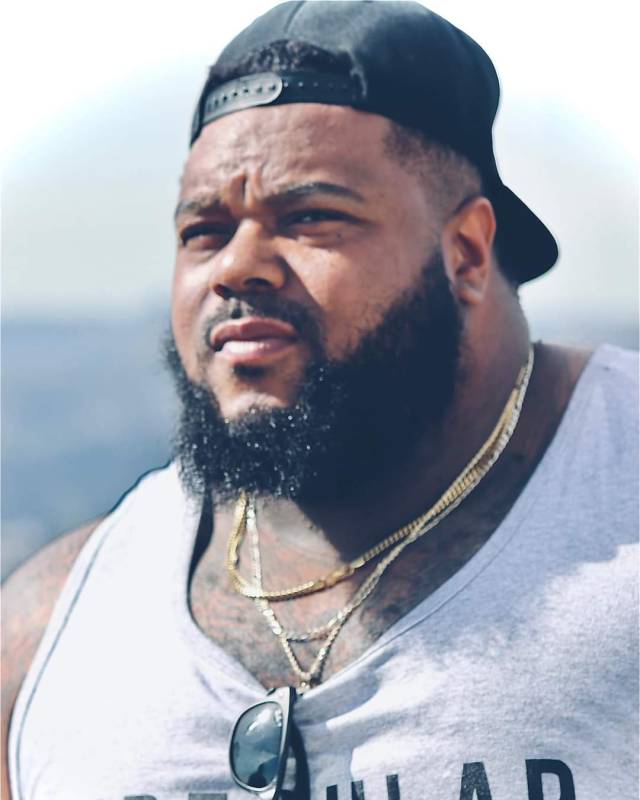 24play16:therealproteinpowder2486:If I was your boy, the things I do to you, make you call out my name and ask who it belongs, if I was your man the things i do to you, but I’m not, so I can’t, and I won’t but.  IF