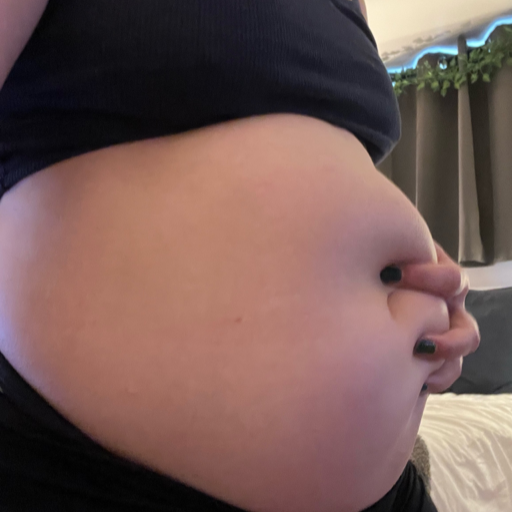 chubbypiggysblog:Update: I smoked earlier tonight and ate a half a dozen cupcakes… I’m so full right now, my upper belly is so tight🥵Side note: I feel myself getting softer all over, my belly is so jiggly now. Also, I’m growing so much nothing