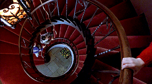 kate-siegel:SPIRAL STAIRCASES IN FILM*THE LODGER: A STORY OF THE LONDON FOG (1927) PADDINGTON (2014)