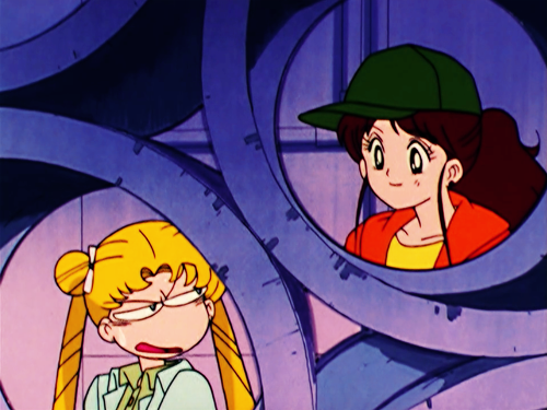 caps4days:✓ stylish investigators on their way to find the 5th sailor senshi