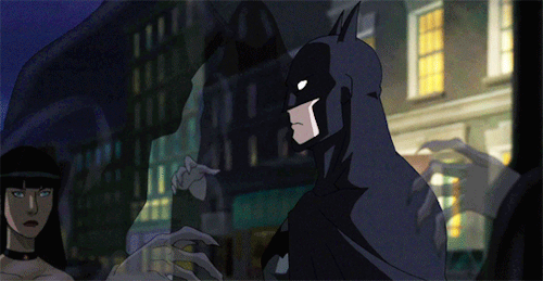 noxvella:count-of-cagliostro:Okay for reference, Batman can’t see the shades because he doesn’t have