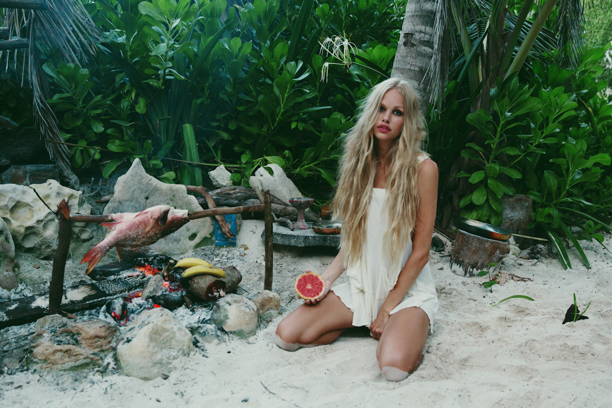 Mark Hunter lenses Emma Stern Nielsen, Svea Kloosterhof and Mathilde Brandi for Wildfox