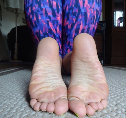 Ze Feets adult photos