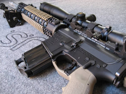 XXX weaponslover:  Non-black build. Specs here: photo